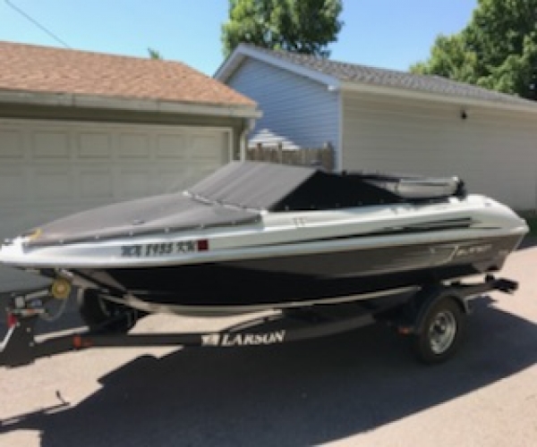 Used Boats For Sale in Minnesota by owner | 2012 Other Larson 850LX
